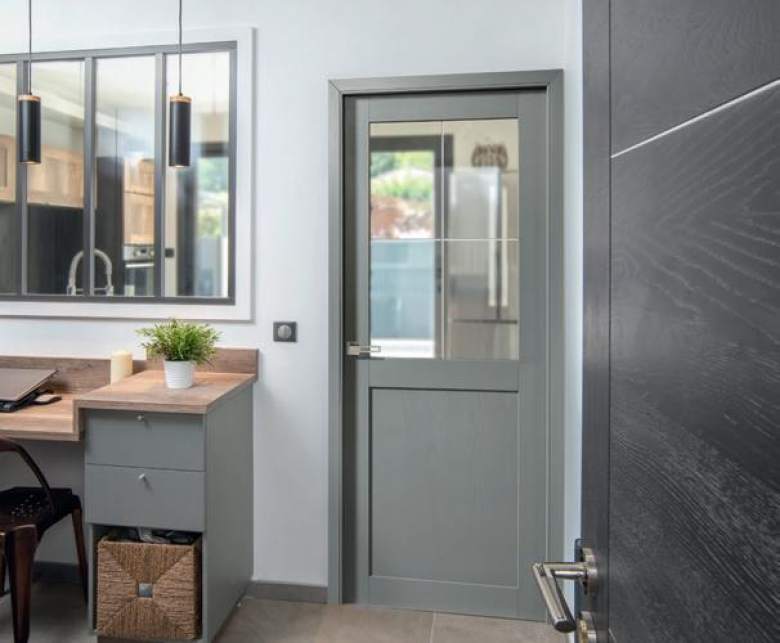 Porte Factory -